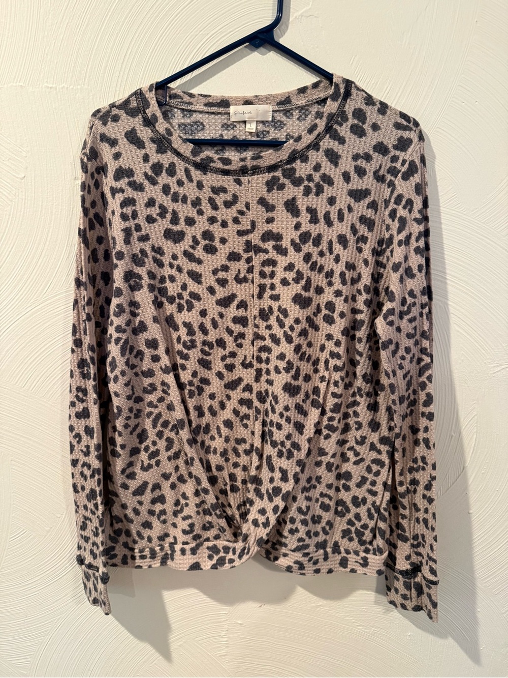 Twist-Hem Leopard Print Long Sleeve Top - Taupe/Black